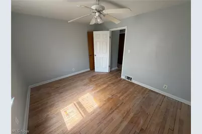 871 E 232nd Street, Euclid, OH 44123 - Photo 15