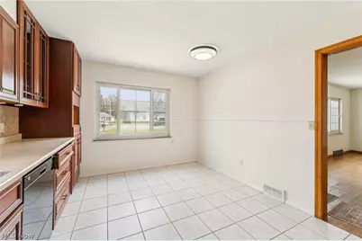 9340 Avery Road, Grandview Heights, OH 44147 - Photo 11