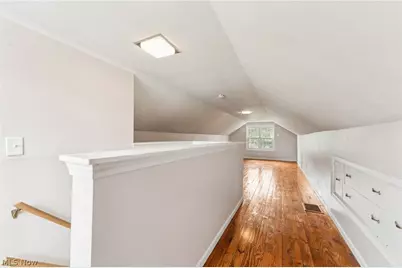 9340 Avery Road, Grandview Heights, OH 44147 - Photo 13