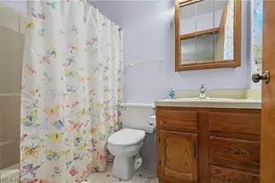 145 Michael Ln, Cuyahoga Falls, OH 44223 - Photo 21