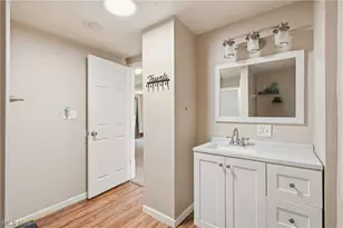 1026 Collinwood Ave, Akron, OH 44310 - Photo 11