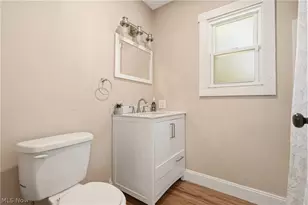 1026 Collinwood Ave, Akron, OH 44310 - Photo 9