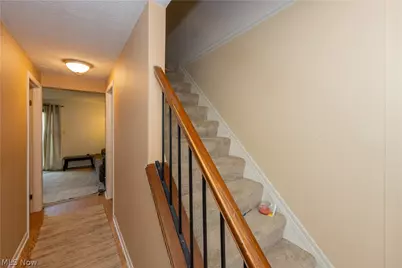 10219 Spinnaker Run, Aurora, OH 44202 - Photo 13