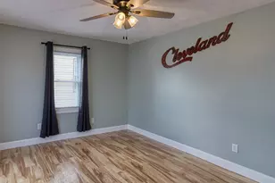 5706 Virginia Ave, Parma, OH 44129 - Photo 3