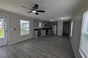135 Kenny Brook Ln, Elyria, OH 44035 - Photo 5