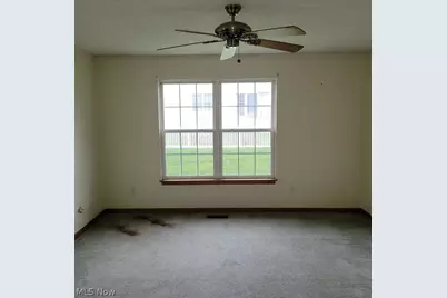 302 W Glen, Elyria, OH 44035 - Photo 3