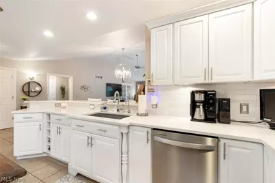 2770 Ash Meadows Boulevard, Zanesville, OH 43701 - Photo 7