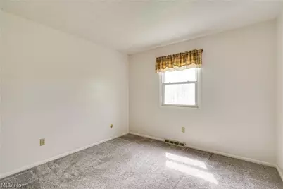 6444 Akron Avenue NW, Canal Fulton, OH 44614 - Photo 15