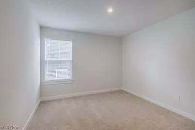 36270 Lands End Drive, North Ridgeville, OH 44039 - Photo 17