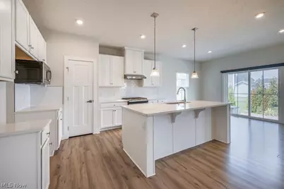 36270 Lands End Drive, North Ridgeville, OH 44039 - Photo 5