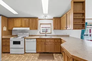 2631 Stoneyridge Dr, Madison, OH 44057 - Photo 3
