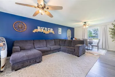 12179 Melody Lane, Grafton, OH 44044 - Photo 9