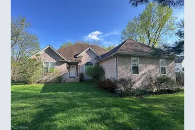 156 Penrose Court, Elyria, OH 44035 - Photo 1