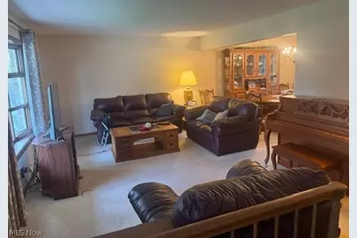 525 Brookpark, Canfield, OH 44406 - Photo 3