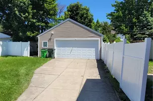 4739 E 88th St, Garfield Heights, OH 44125 - Photo 3