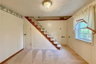 1181 Clement Ave, Belpre, OH 45714 - Photo 15