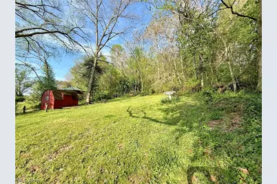 1181 Clement Avenue, Belpre, OH 45714 - Photo 7