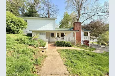 1181 Clement Avenue, Belpre, OH 45714 - Photo 9