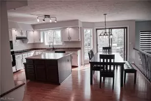 10621 Sherwood Trail, North Royalton, OH 44133 - Photo 13