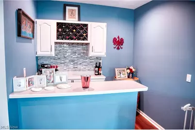 10621 Sherwood Trail, North Royalton, OH 44133 - Photo 9