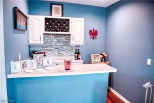 10621 Sherwood Trail, North Royalton, OH 44133 - Photo 9