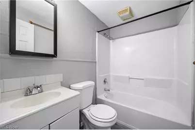 1627 E 33rd Street, Lorain, OH 44055 - Photo 13