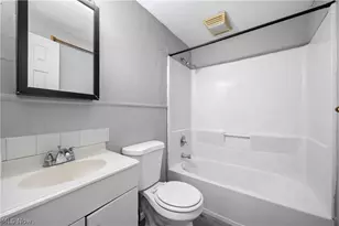 1627 E 33rd St, Lorain, OH 44055 - Photo 13