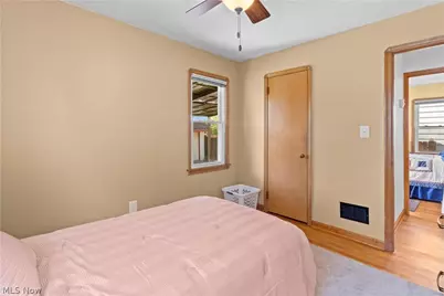 6394 Westminster Drive, Parma, OH 44129 - Photo 15