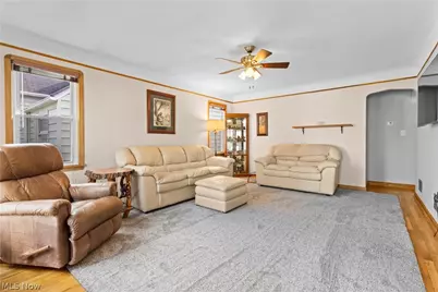 6394 Westminster Drive, Parma, OH 44129 - Photo 5