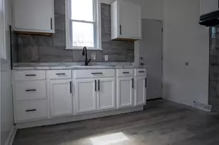 12010 Castlewood Ave, Loveland, OH 44108 - Photo 9