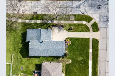 6033 Sweet Birch Drive, Huber Heights, OH 44146 - Photo 7