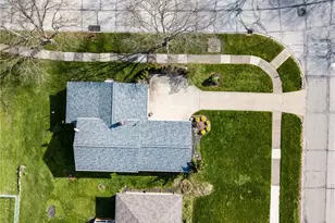 6033 Sweet Birch Dr, Huber Heights, OH 44146 - Photo 7