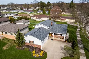 6033 Sweet Birch Dr, Huber Heights, OH 44146 - Photo 5