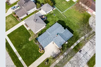 6033 Sweet Birch Drive, Huber Heights, OH 44146 - Photo 7