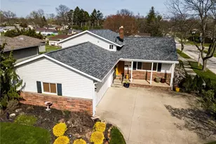 6033 Sweet Birch Dr, Huber Heights, OH 44146 - Photo 3