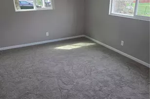 894 N Carpenter Rd, Brunswick, OH 44212 - Photo 9
