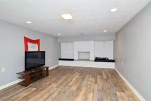 17407 Lomond Blvd, Huber Heights, OH 44120 - Photo 25