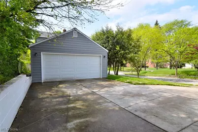 17407 Lomond Boulevard, Huber Heights, OH 44120 - Photo 29