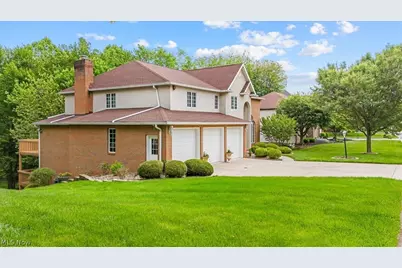 1405 Greenmont Hills Drive, Vienna, WV 26105 - Photo 3