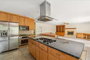 1405 Greenmont Hills Dr, Vienna, WV 26105 - Photo 11