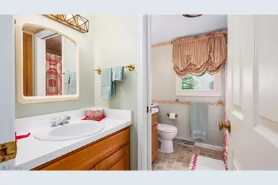480 W Highland Drive, Zanesville, OH 43701 - Photo 29