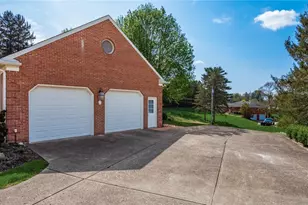 480 W Highland Dr, Zanesville, OH 43701 - Photo 39
