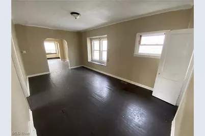 2901 E 121st Street, Loveland, OH 44120 - Photo 5