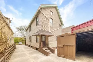 2597 W 15th St, Loveland, OH 44113 - Photo 5