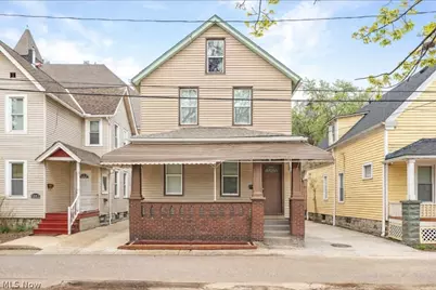 2597 W 15th Street, Loveland, OH 44113 - Photo 1