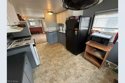 610 Karen Avenue NW, New Philadelphia, OH 44663 - Photo 5