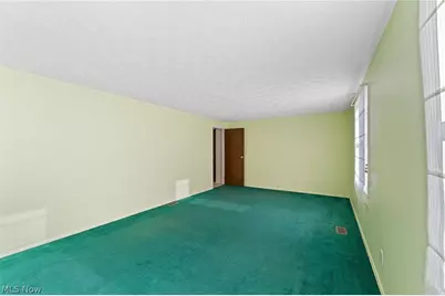 2085 Woodland Trace Street, Austintown, OH 44515 - Photo 31