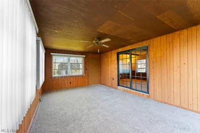 2085 Woodland Trace Street, Austintown, OH 44515 - Photo 17