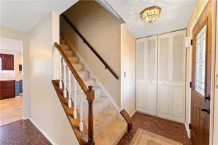 2085 Woodland Trace St, Austintown, OH 44515 - Photo 3
