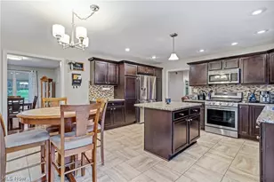7130 Mill Creek Blvd, Youngstown, OH 44512 - Photo 9